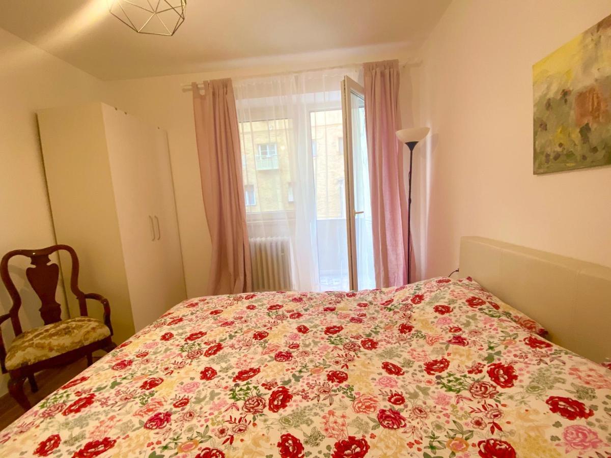 Uptown Girl Appartement Belgrado Buitenkant foto